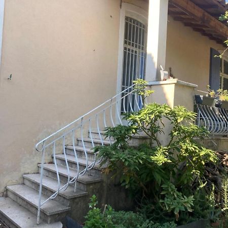 Feuillade Ancien Partage Appartement Nîmes Buitenkant foto